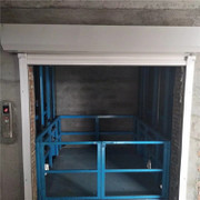 貨梯廠家 根據要求加工井道室外 導軌式貨梯   升降貨梯